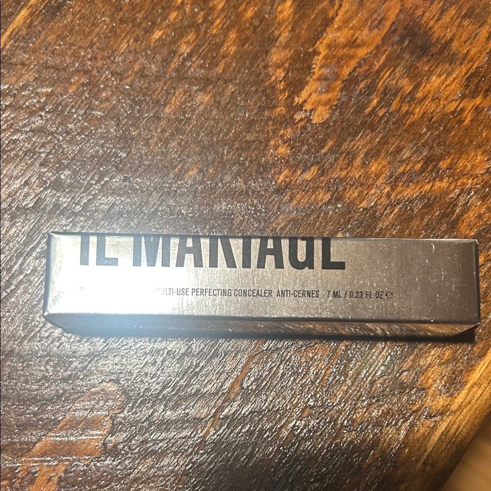 IL MAKIAGE Perfecting Concealer - Silver